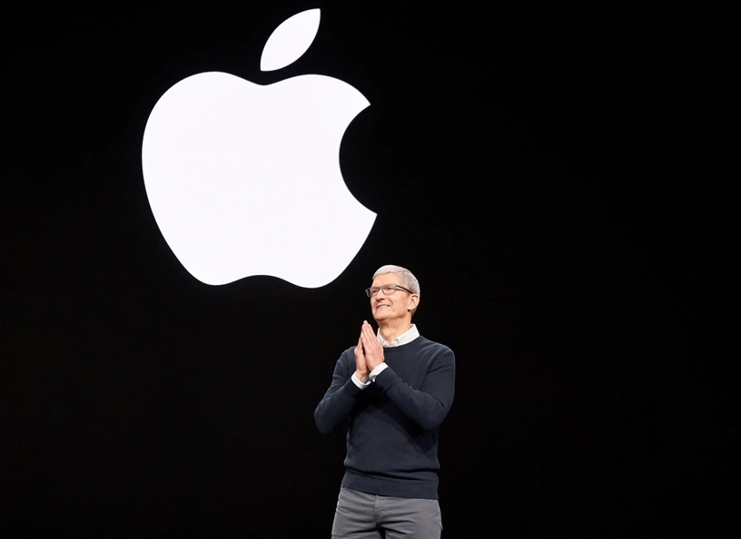 Tim Cook präsentiert die Apple Initiative für Rassengleichheit und Gerechtigkeit auf einer Keynote