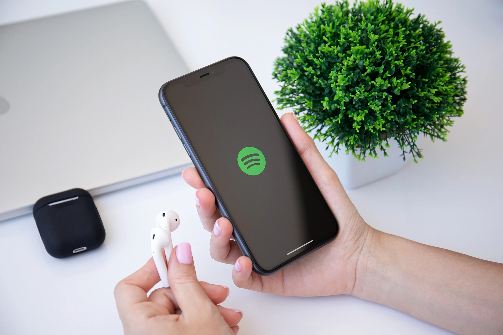 AirPods