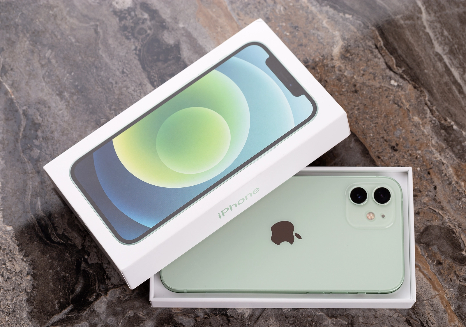 iPhone