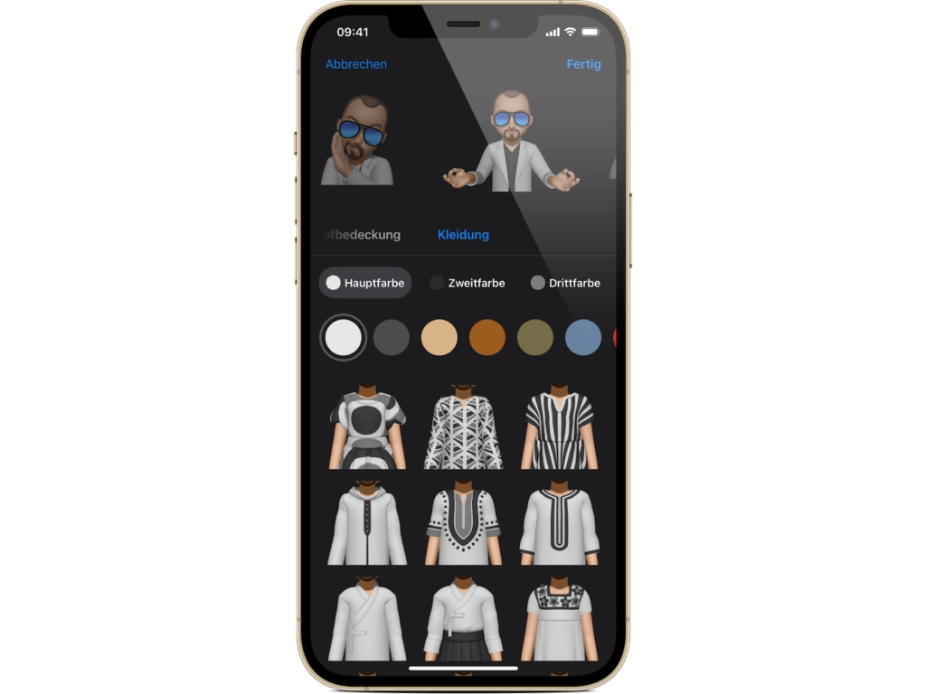 iOS 15 Memoji Outfits