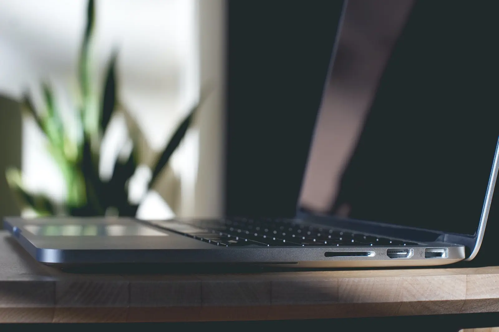 MacBook Pro 2021 SD-Kartenslot
