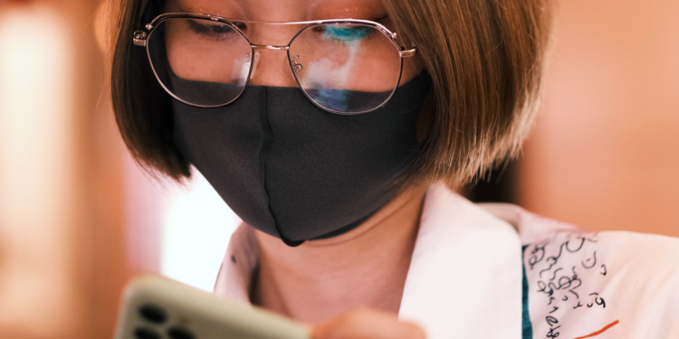 iPhone 13 Face ID mask wearer