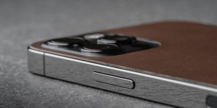 Nomad leather skin