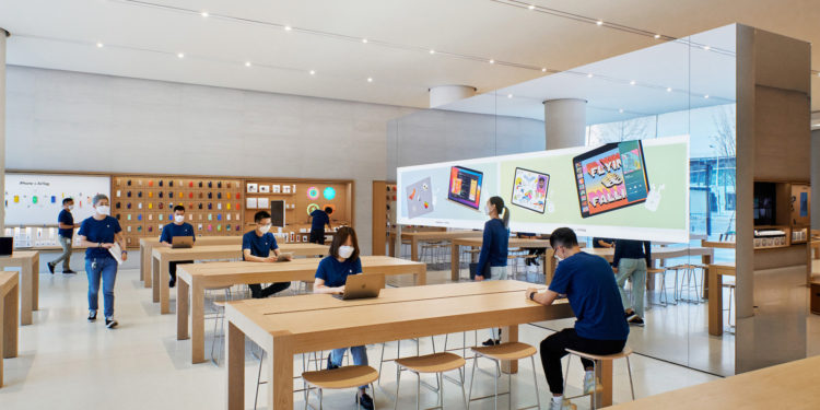 Apple Bonus Employee