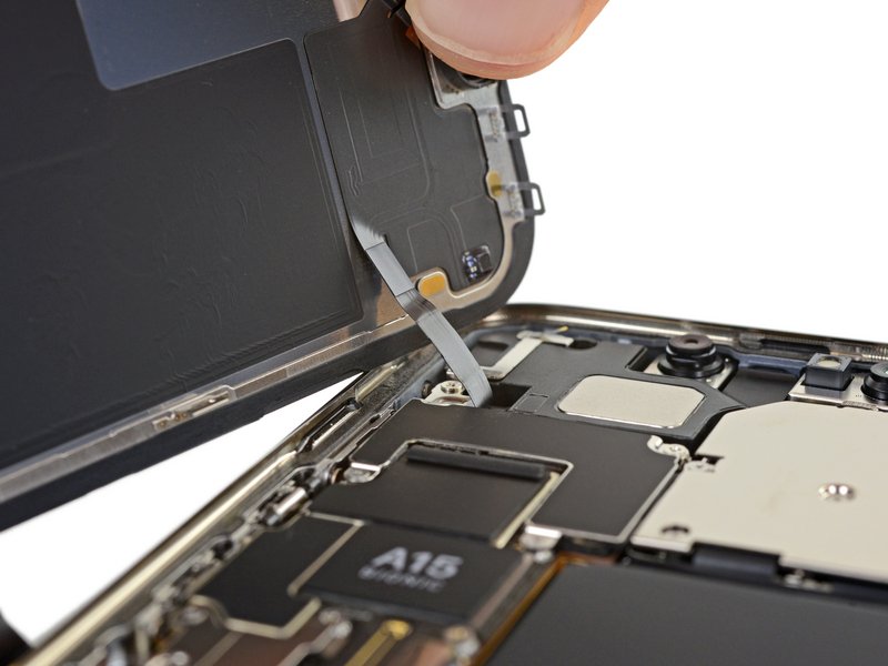 Bild: iFixit - iPhone 13 Pro Teardown