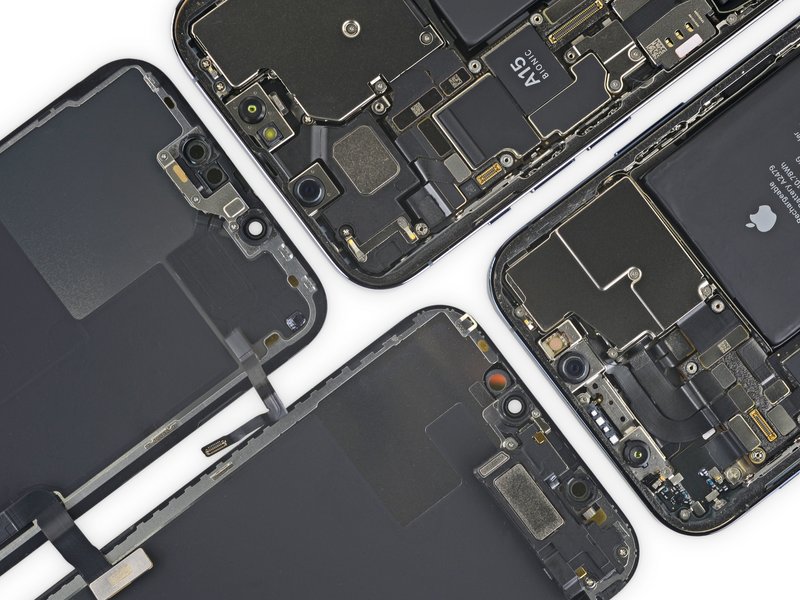 Bild: iFixit - iPhone 13 Pro Teardown