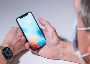 Mit Apple Watch entsperren iPhone 13