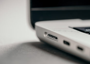 macOS 12.2: Bluetooth bug leads to battery drain