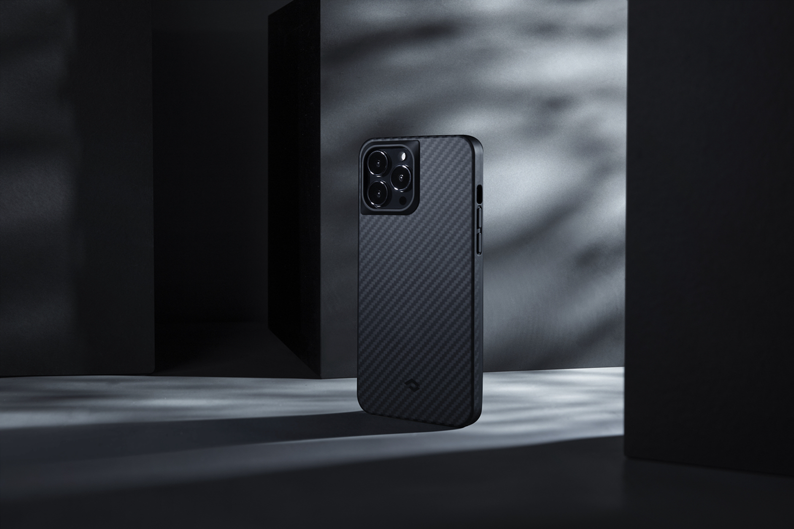 iPhone 13: Pitaka stellt MagEZ Case Pro mit MagSafe vor Apfelpatient