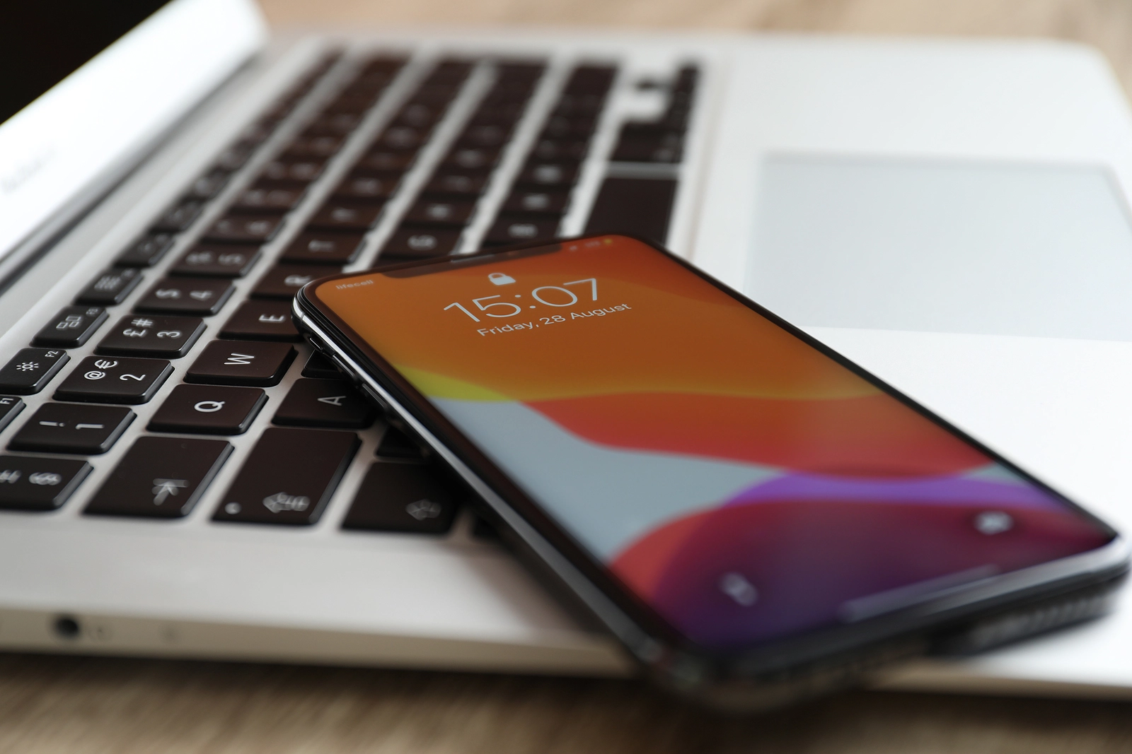 iOS 16 & macOS Ventura