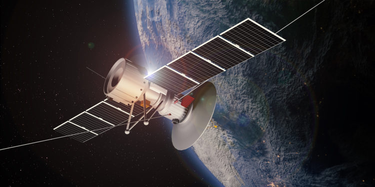 iPhone 14 satellite communication