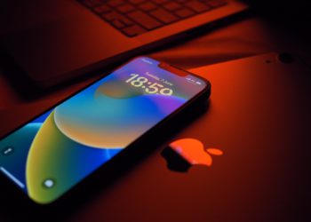 iOS 16 tab groups