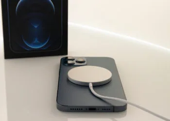 iOS 16 Clean Energy Charging