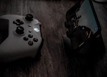 Microsoft Xbox App Store iPhone