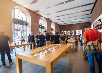 Apple Watch sales ban