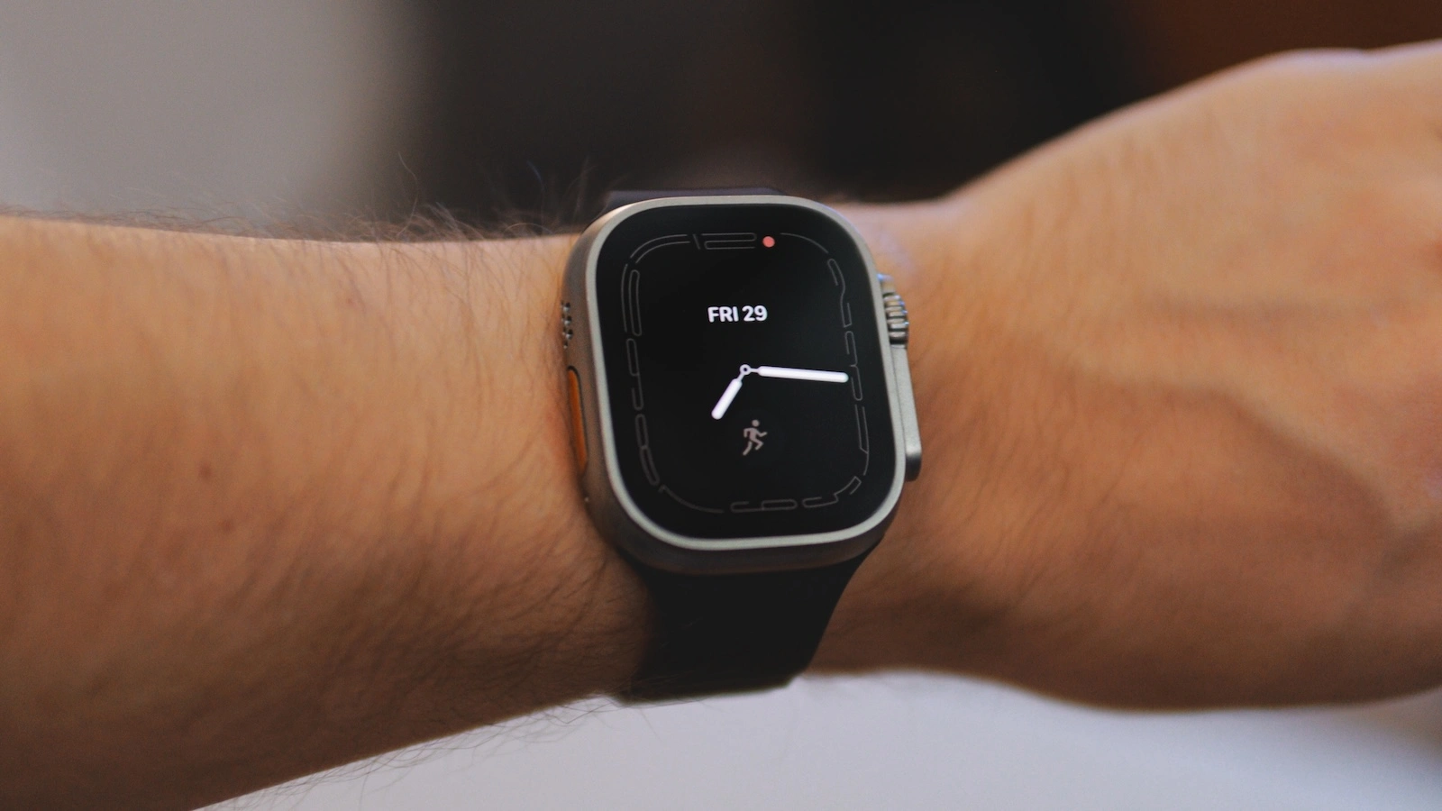 watchOS 10.2 Swipe