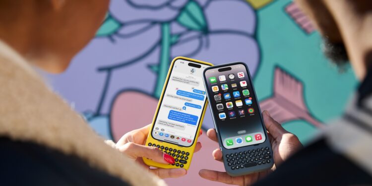 Clicks Technology - iPhone keyboard case