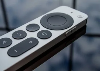 tvOS 18 Apple TV