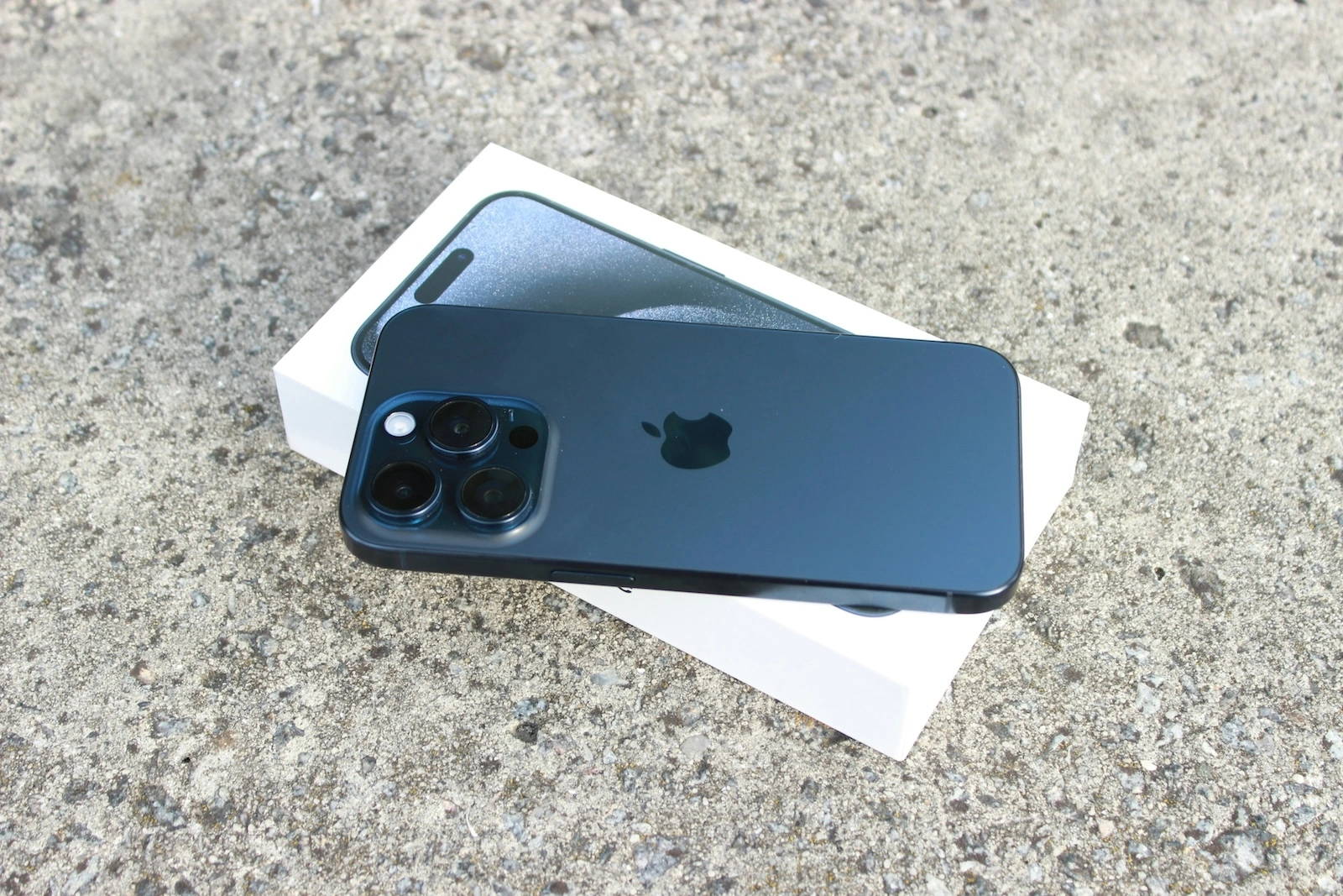 Apple iOS 18