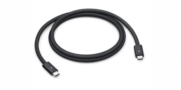 Thunderbolt 5 cable Apple