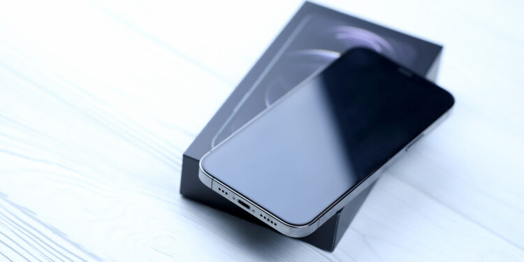 iPhone 17 Air display