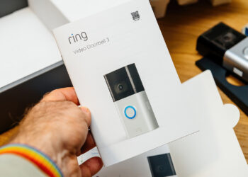 Apple smart doorbell with Face ID