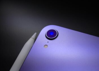 OLED iPad mini Apple