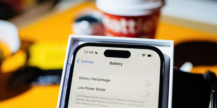 iPhone 17 charging performance