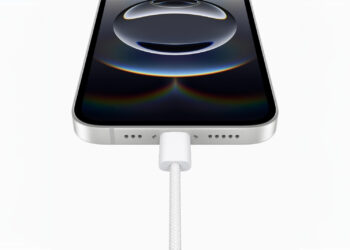 iPhone 16e Details