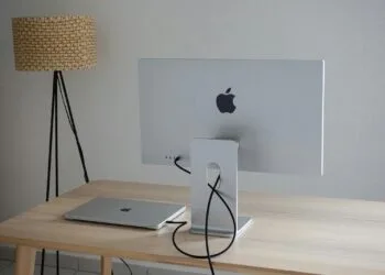 Apple Studio Display 2