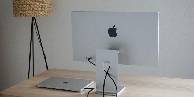 Apple Studio Display 2