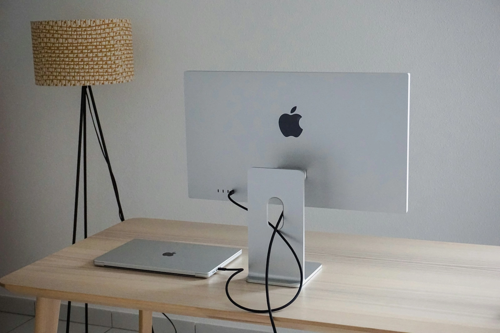 Apple Studio Display 2