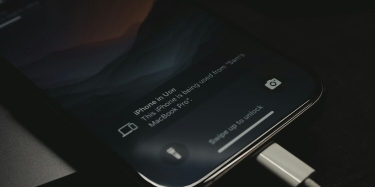 iPhone MagSafe EU Anschlüsse