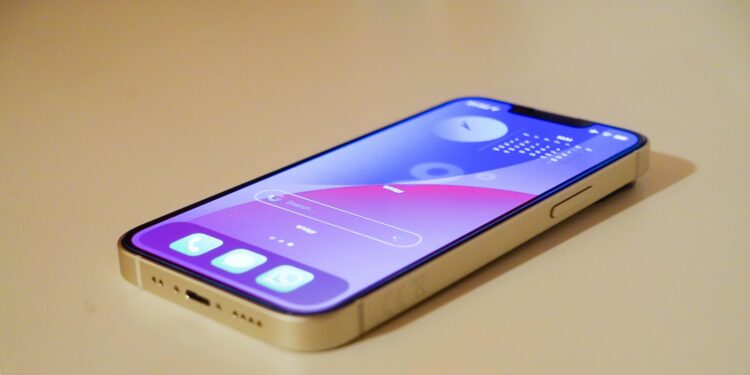 iPhone mini Apple