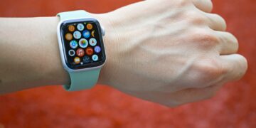 Apple Watch SE 3 display