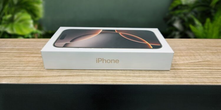 iPhone 17 Apple
