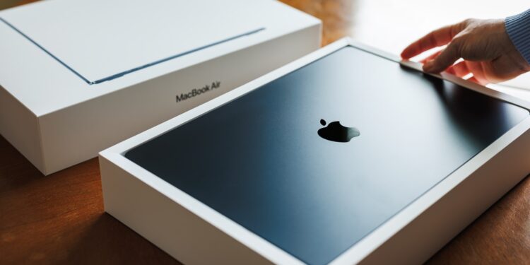 M4 MacBook Air Apple