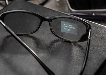 Apple Smart Glasses Features