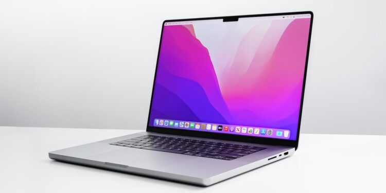 macOS 15.5 Safari