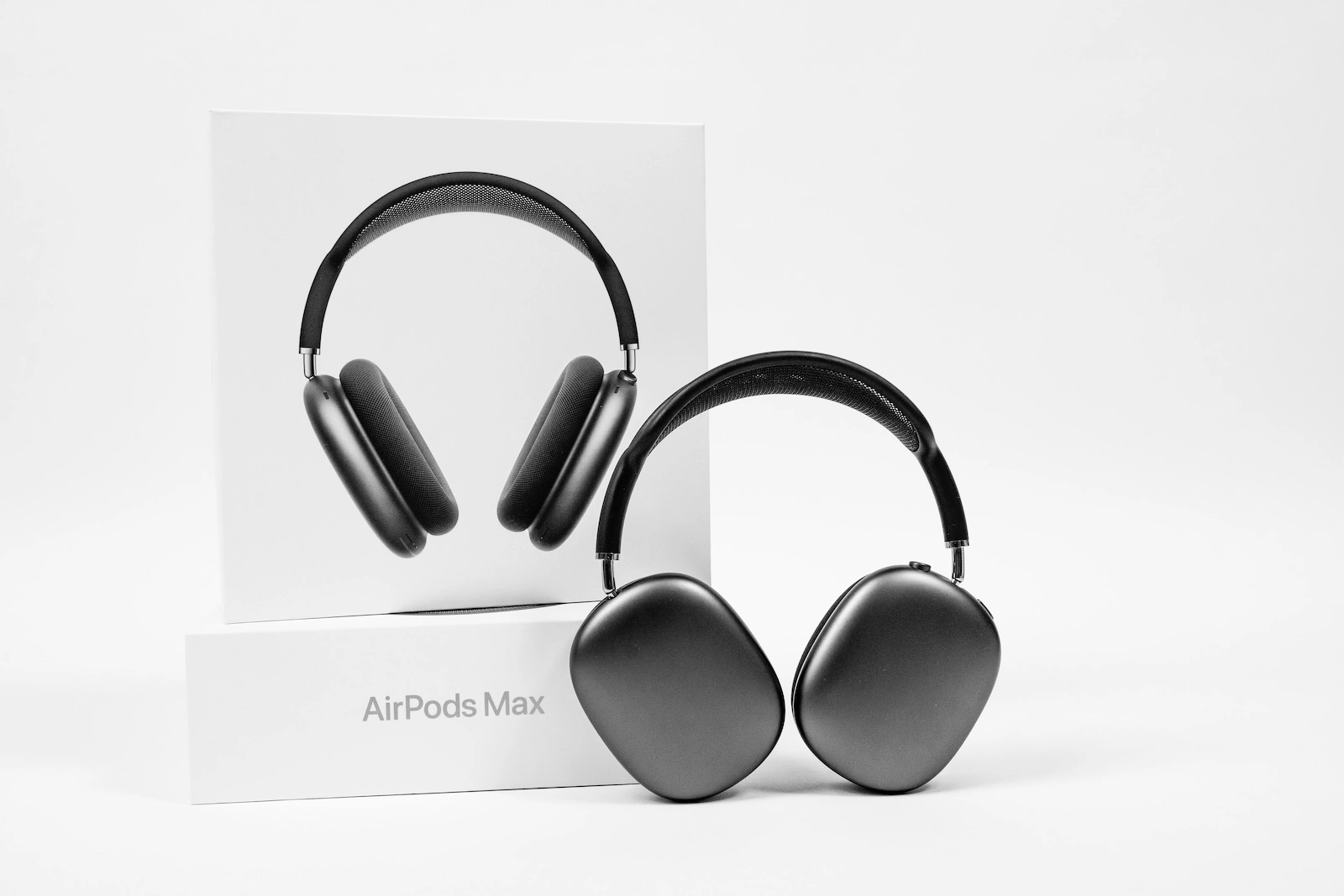 AirPods Max Apple