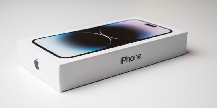 iPhone 18 Apple