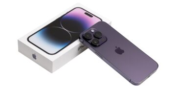 iPhone Apple