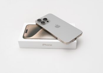 Apple iPhone comparison