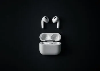 AirPods Apple