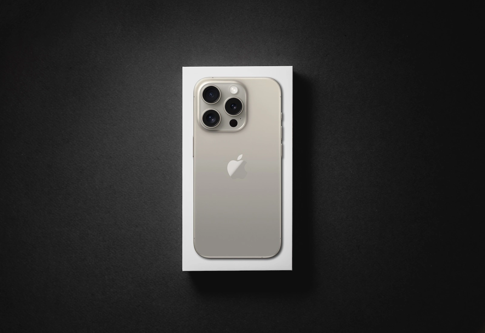 iPhone Apple