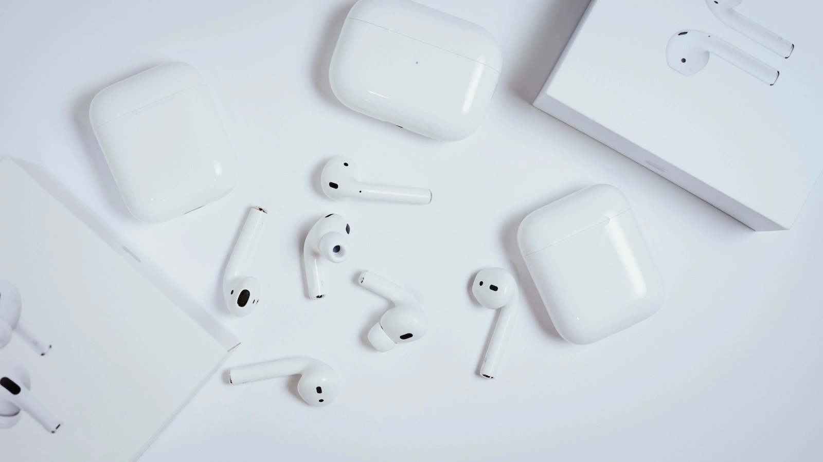 AirPods Apple