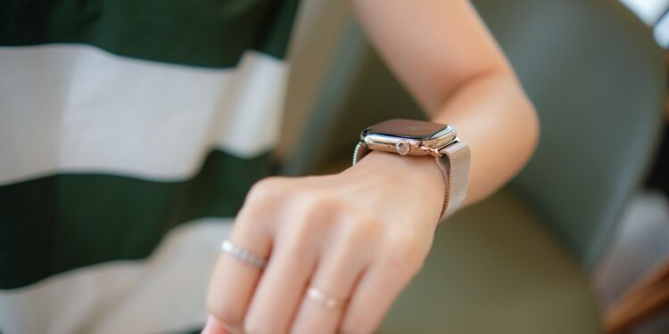 Apple Watch Series 13 blood glucose monitoring