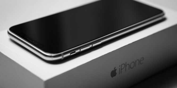 iPhone Fold Apple