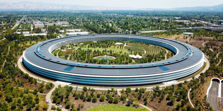 Apple Jeff Williams
