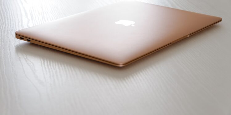 MacBook Apple